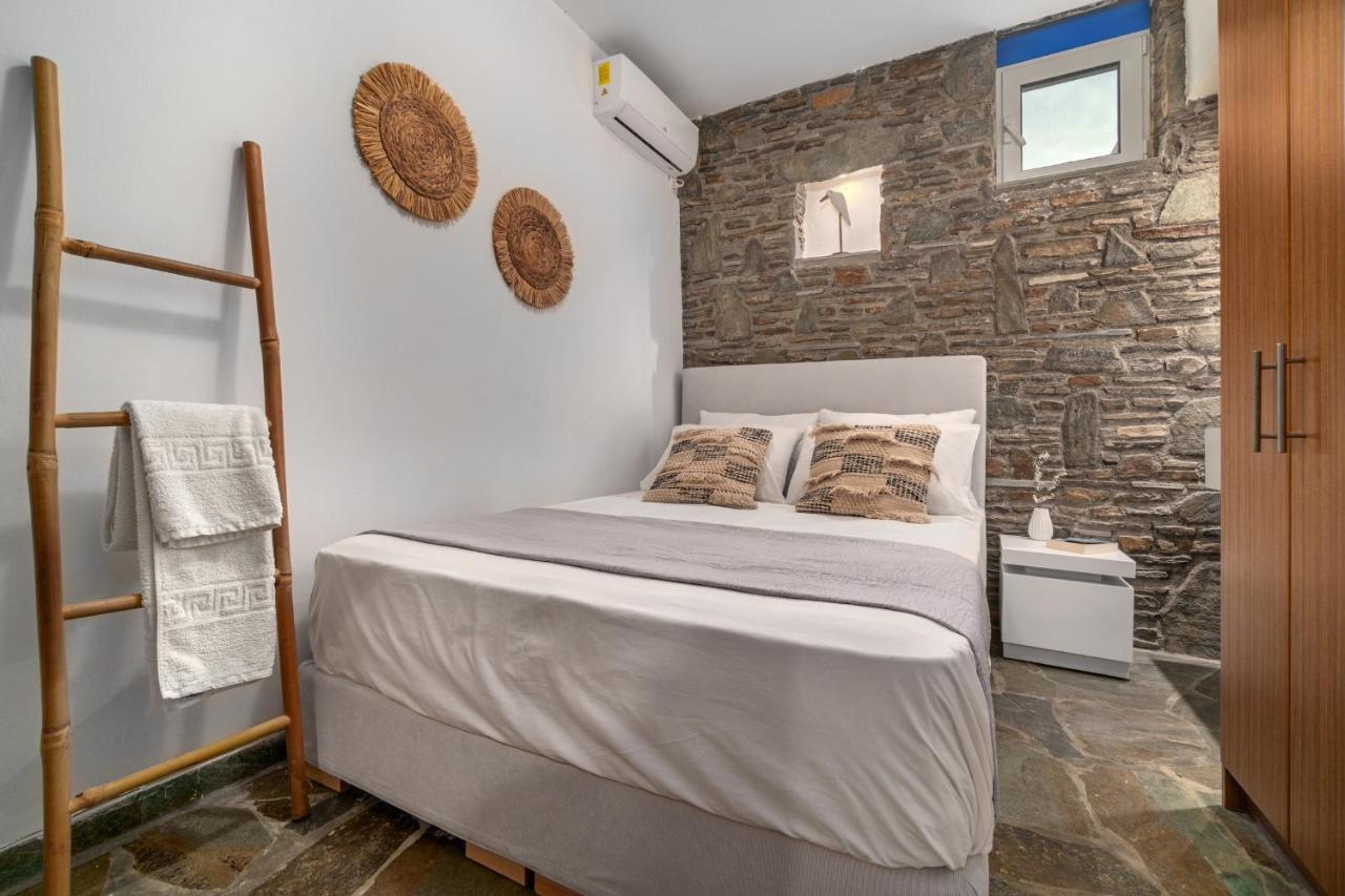Villa Arel Luxury House à Kíthnos Extérieur photo